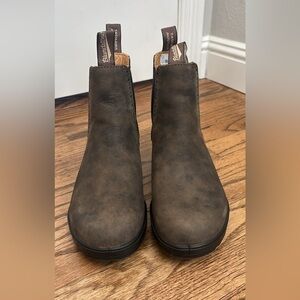 Blundstone 1351 Elastic Sided Boot Lined Rustic Brown Size Mens 7 Womens 9